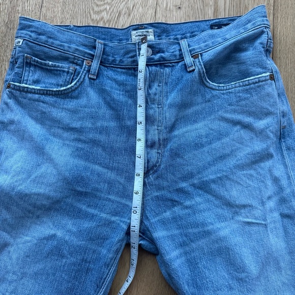 Citizens of Humanity - Liya High Rise Classic Fit Torn Size - 28 - Picture 15 of 17